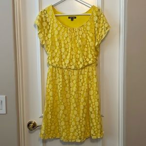 Yellow dress with cap sleeves, size 4
